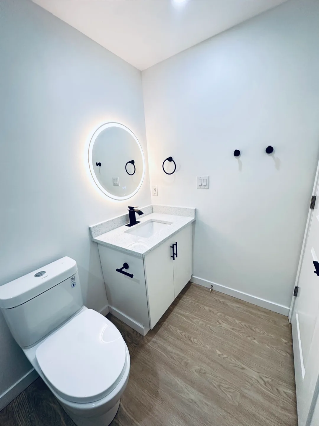 For Rent – Basement Suite image indicator(6)