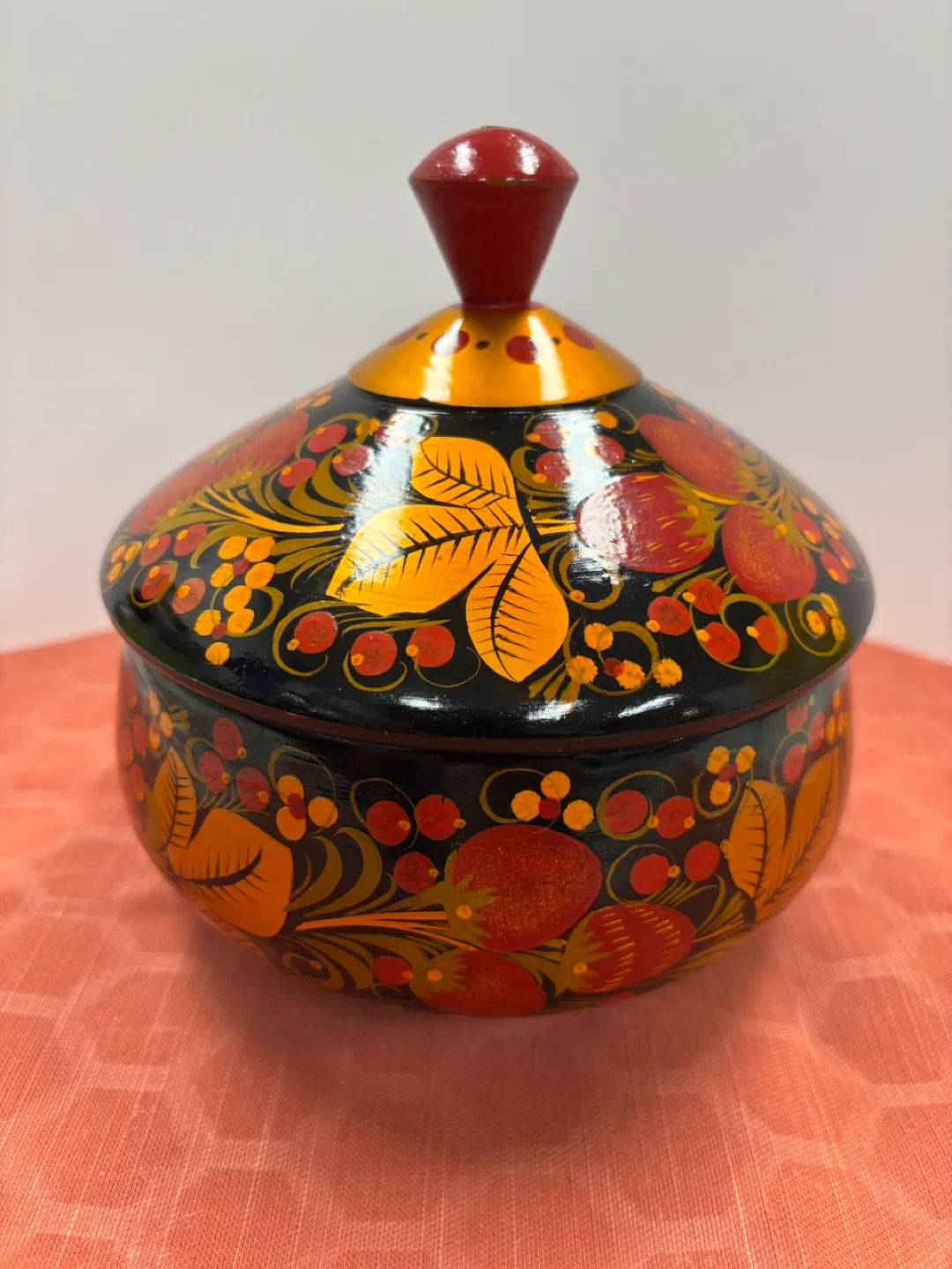 Hand-Painted Russian Lacquer Trinket Box thumbnail