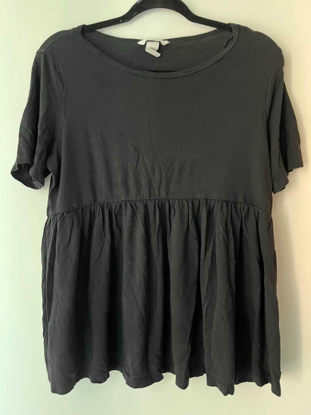 H&M Mama Maternity Black Top - Size M thumbnail
