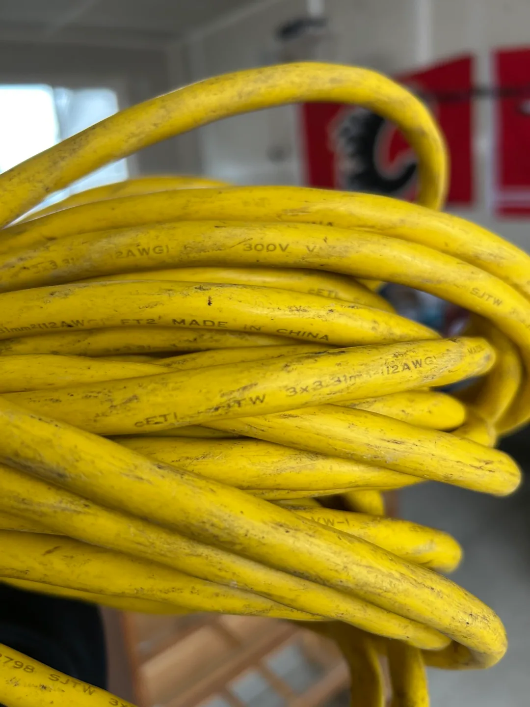 100’ heavy duty 12AWG extension cord thumbnail
