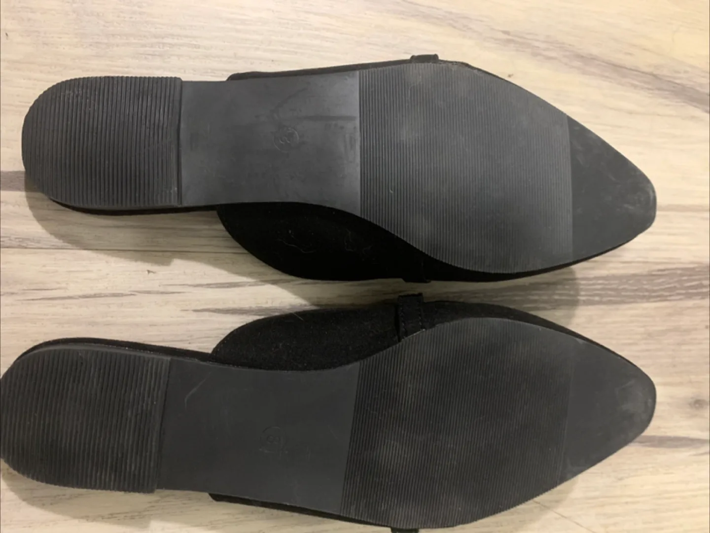 Lily Morgan Black Suede Mules (flats) Size 8 image indicator(4)