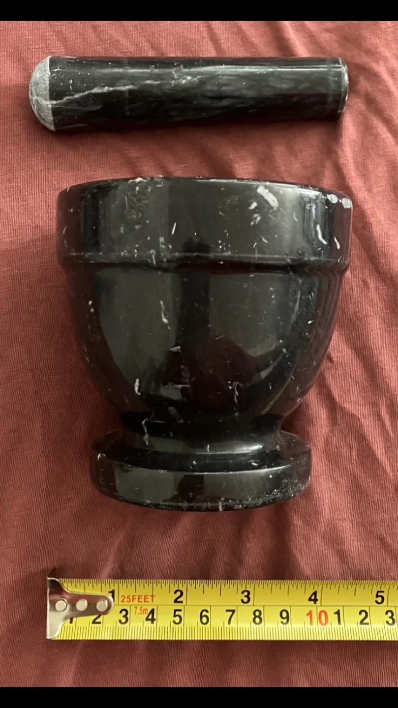 Black Marble Mortar and Pestle Set 🖤 🇨🇦 image indicator(2)