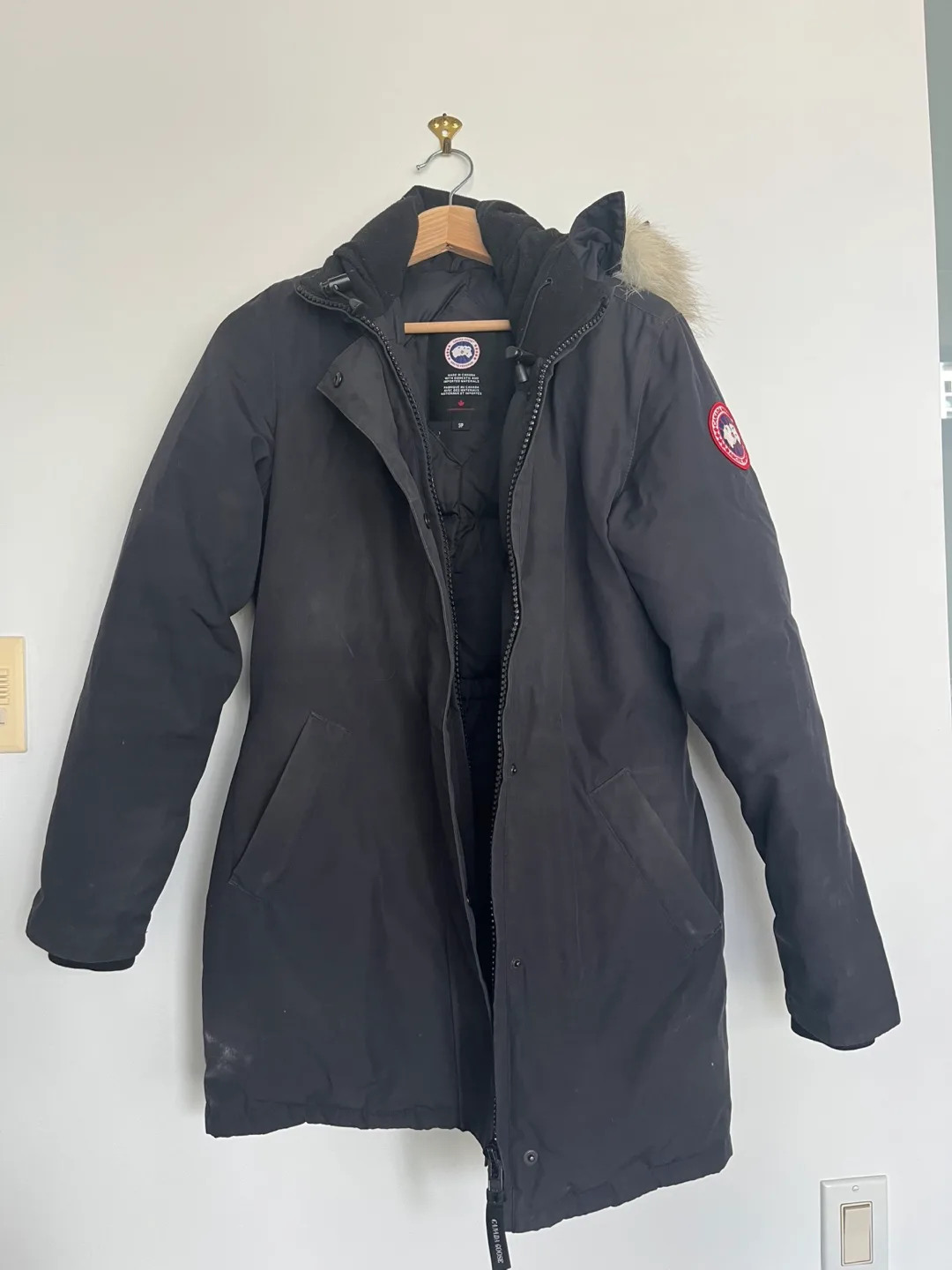 Canada Goose Parka - Size S thumbnail