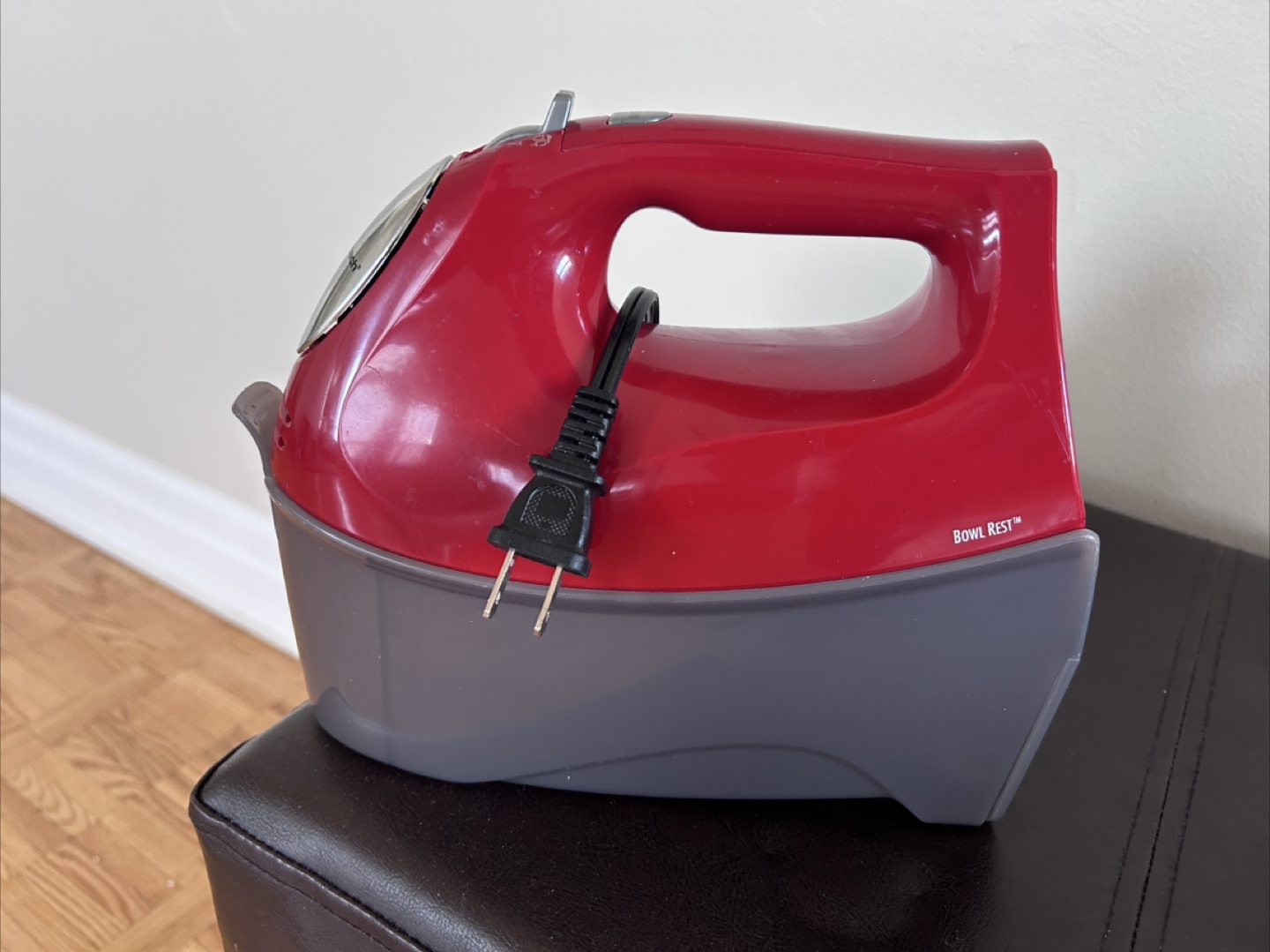 Hamilton Beach Red Hand Mixer - photo 2