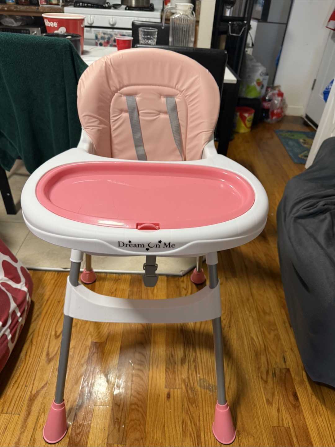 Dream On Me Pink High Chair