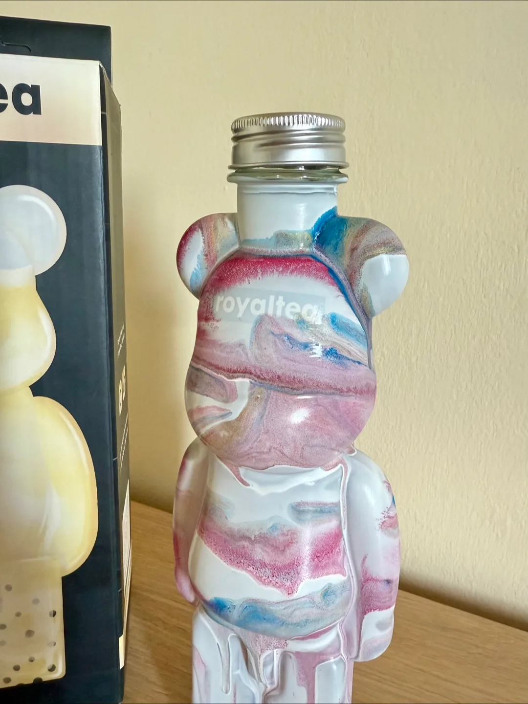 Royaltea Bearbrick Bottle image indicator(3)