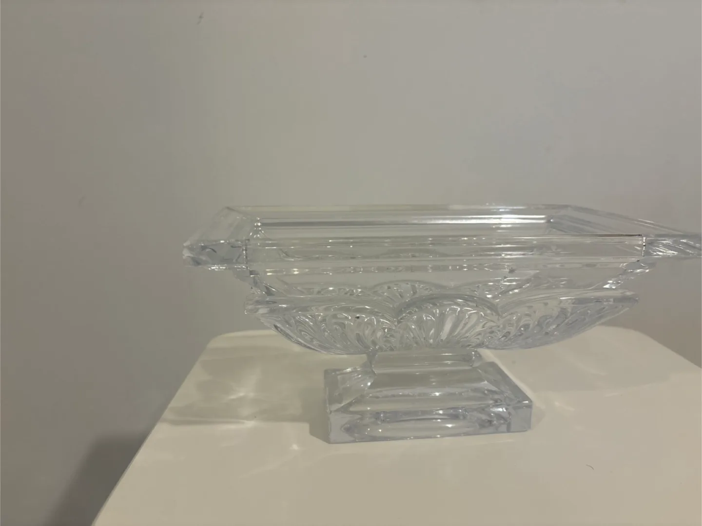 Elegant Crystal Serving Dish thumbnail
