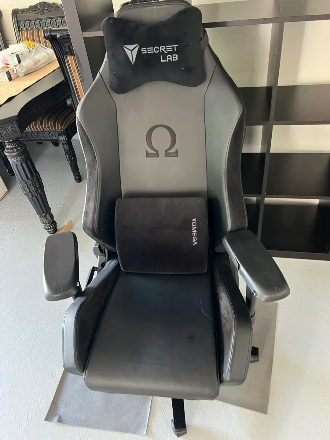 Secretlab Omega Gaming Chair thumbnail