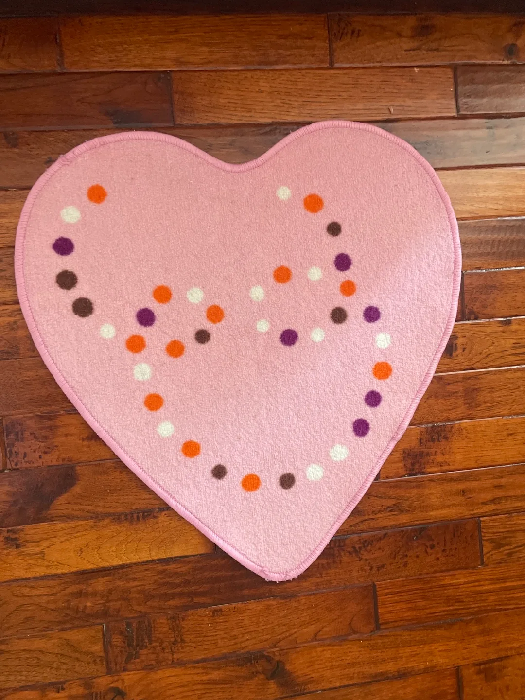 Pink Heart-Shaped Rug with Polka Dots thumbnail