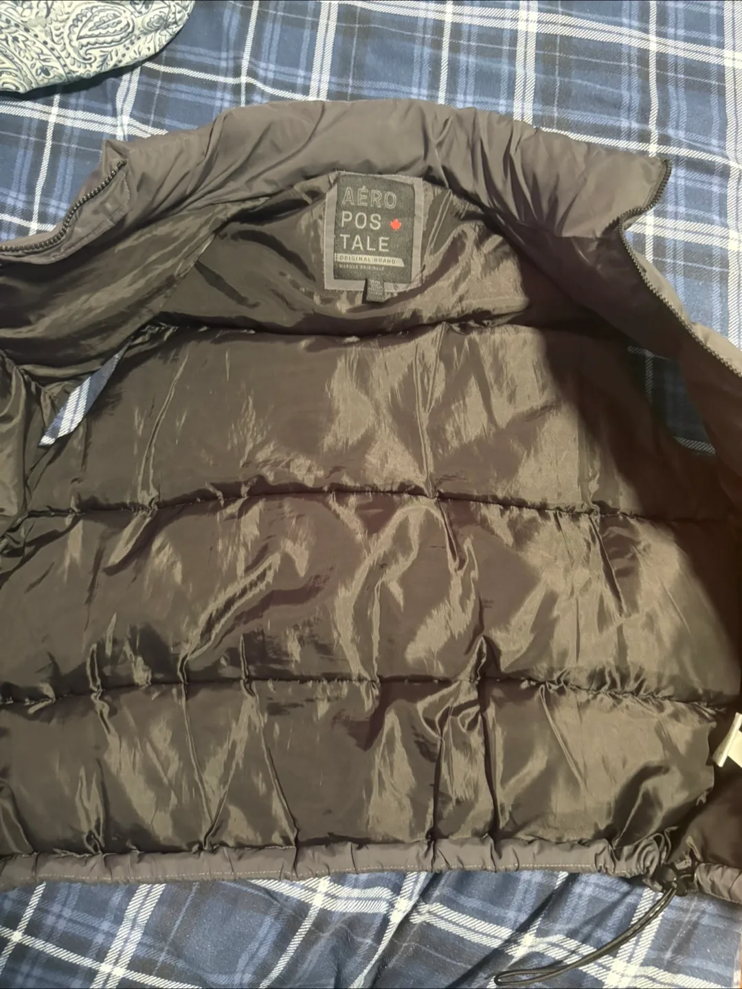 Aero Postale Puffer Vest - Size L thumbnail