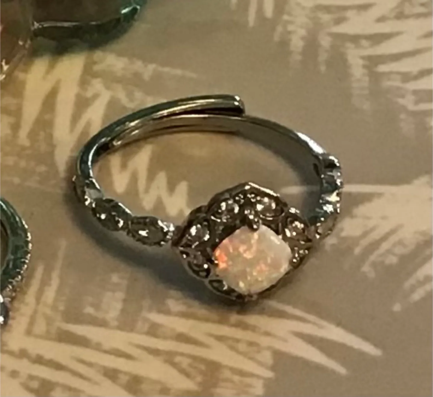 🤩 Assorted Fashion Rings image indicator(10)