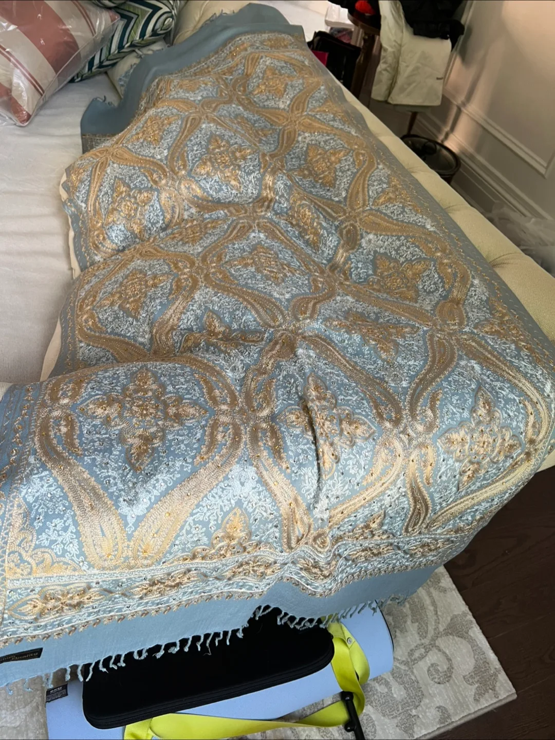 Premium Quality Embroidered Shawl - Made in India image indicator(3)