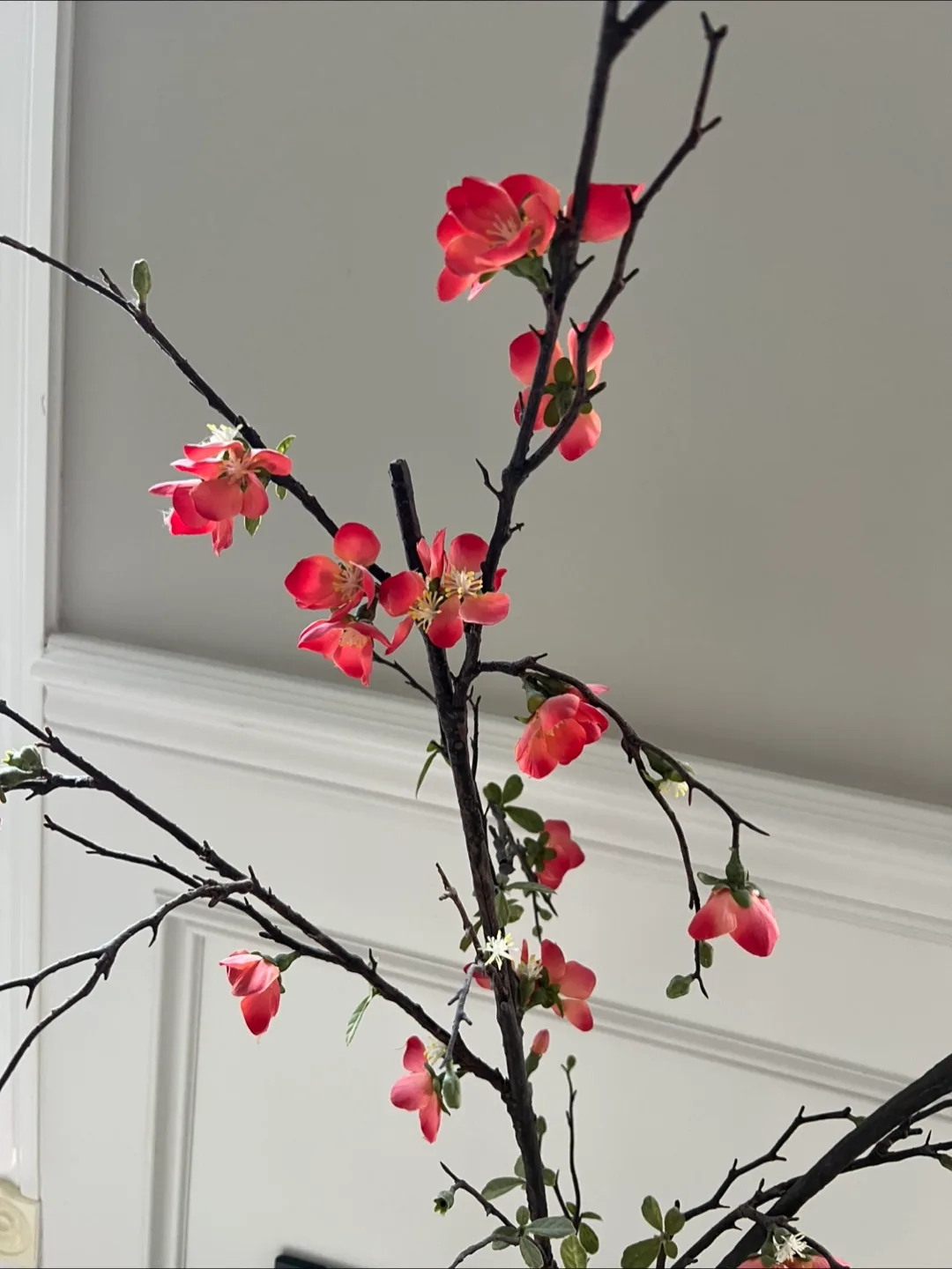 Floral Arrangement in Vase thumbnail