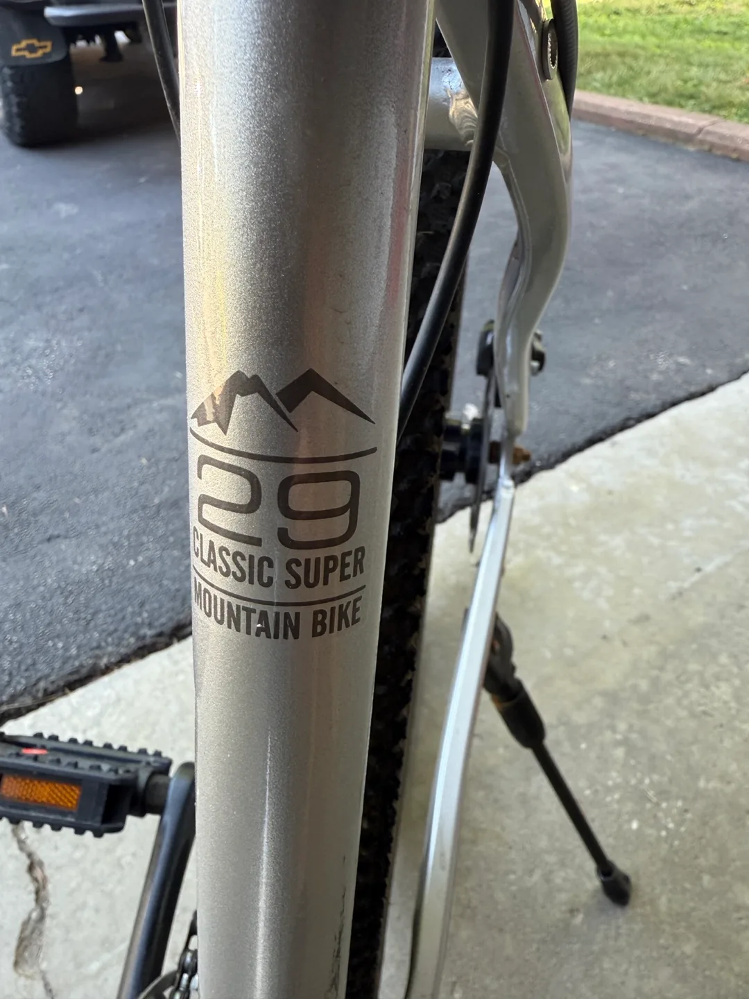 Eurobike 29 Classic Super Mountain Bike image indicator(3)