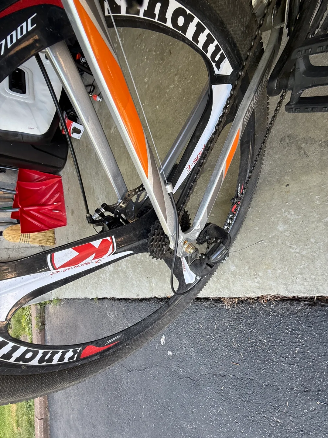 Eurobike 29 Classic Super Mountain Bike image indicator(4)