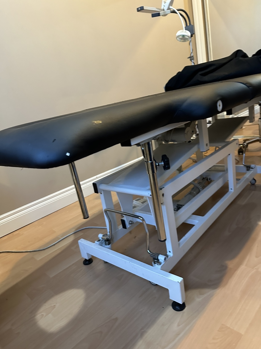 Massage/Esthetician Table - Black