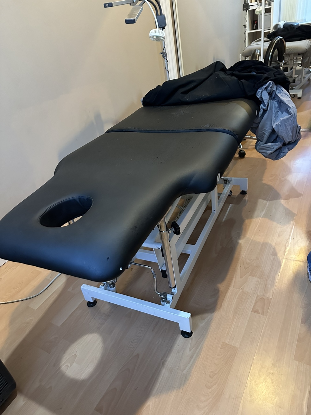 Massage/Esthetician Table - Black - photo 2