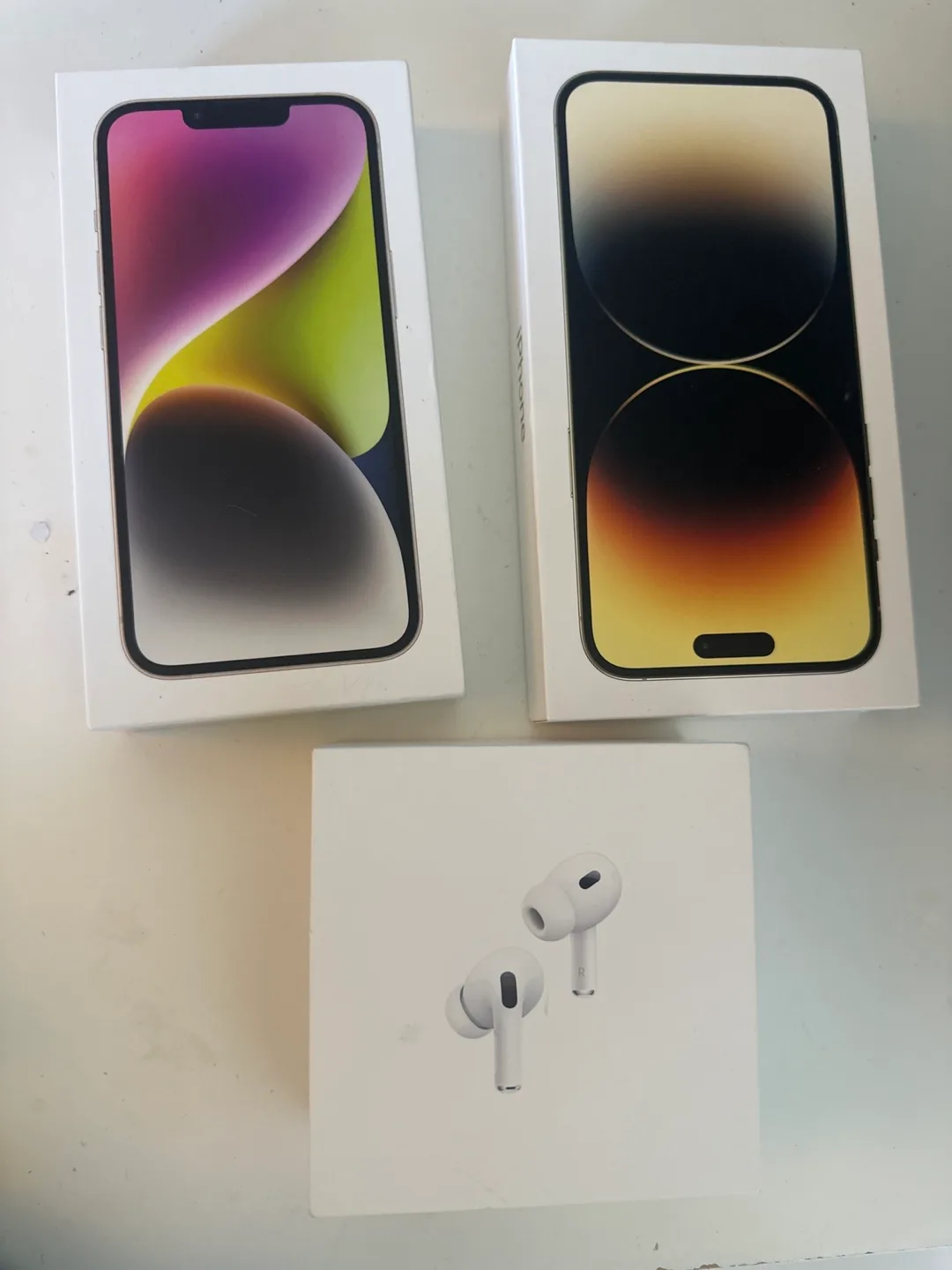 BOXES New iPhone 14, iPhone 14 Pro, AirPods Pro 2nd Gen thumbnail
