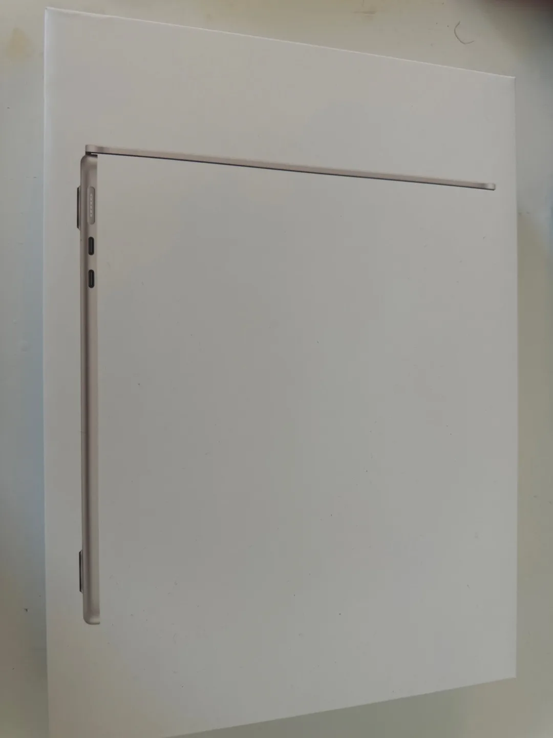 New Macbook ONLY BOX thumbnail