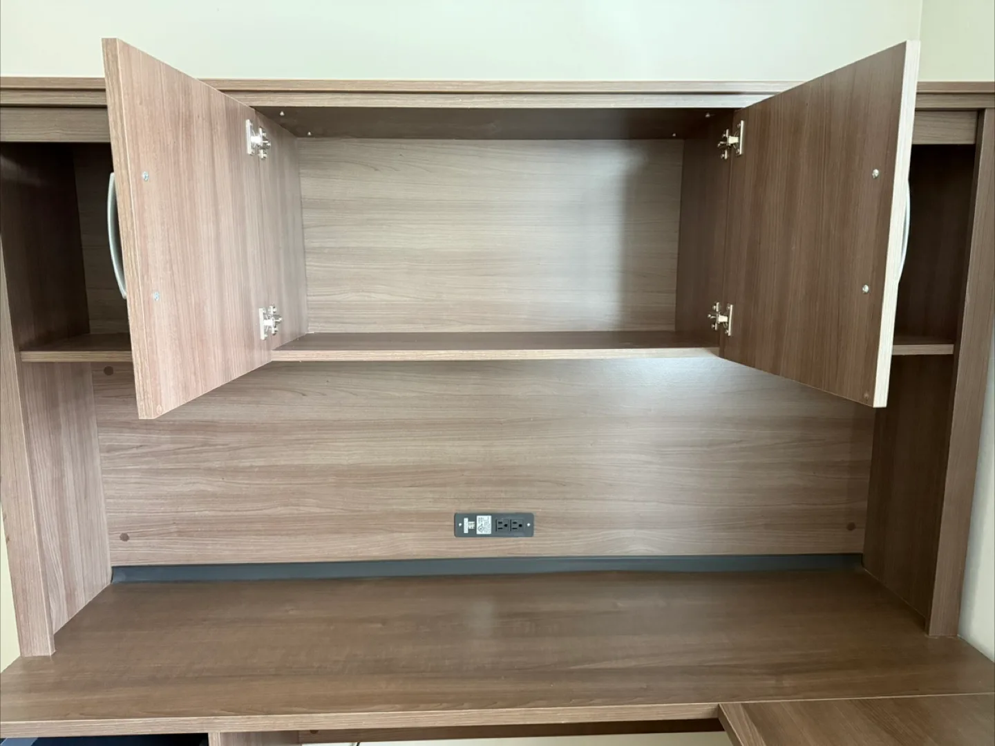 L-Shaped Desk with Hutch and drawer thumbnail
