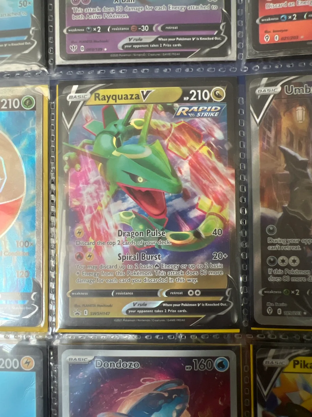 Rayquaza V Pokemon Card thumbnail