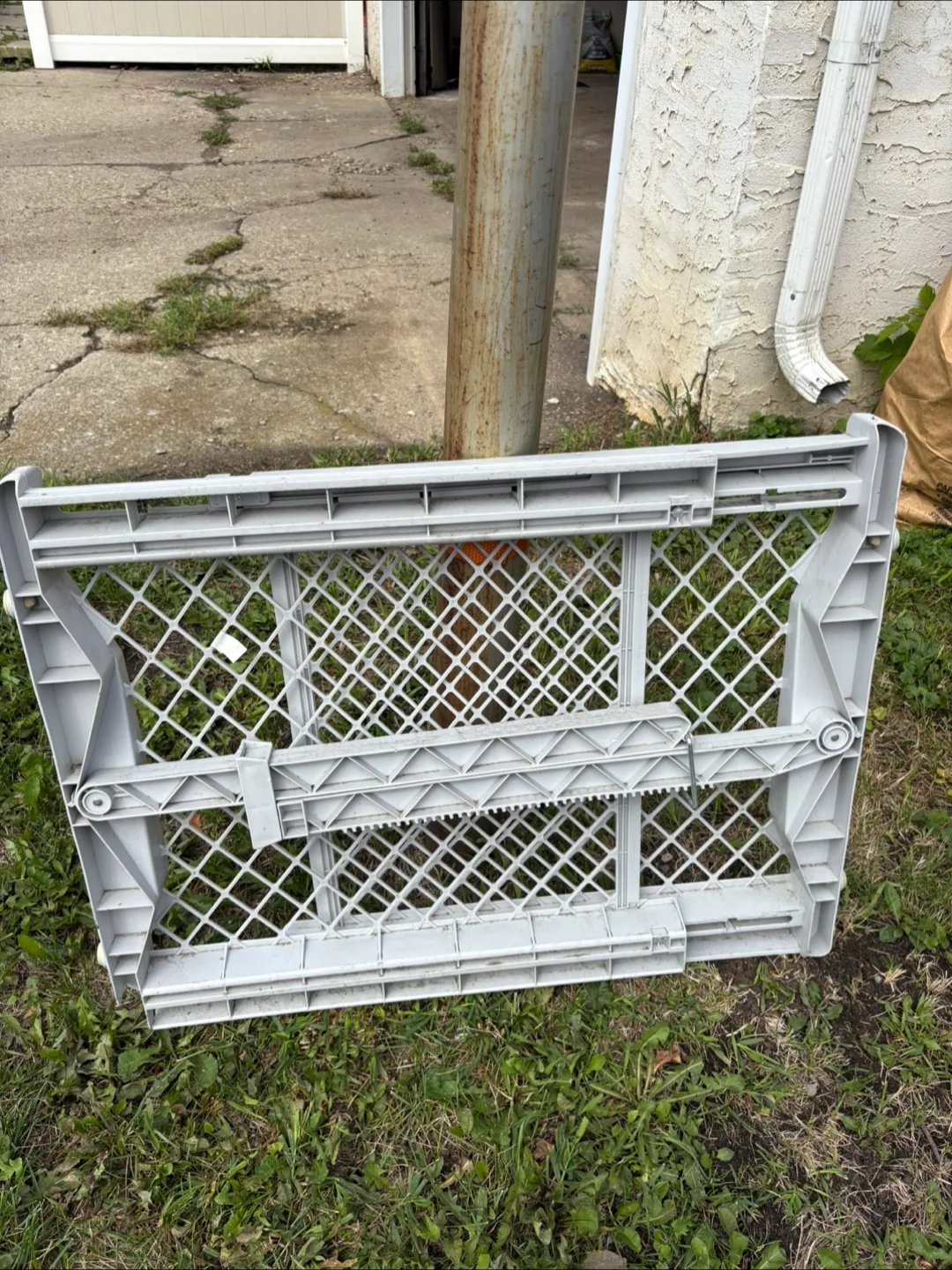 Adjustable Safety Gate thumbnail