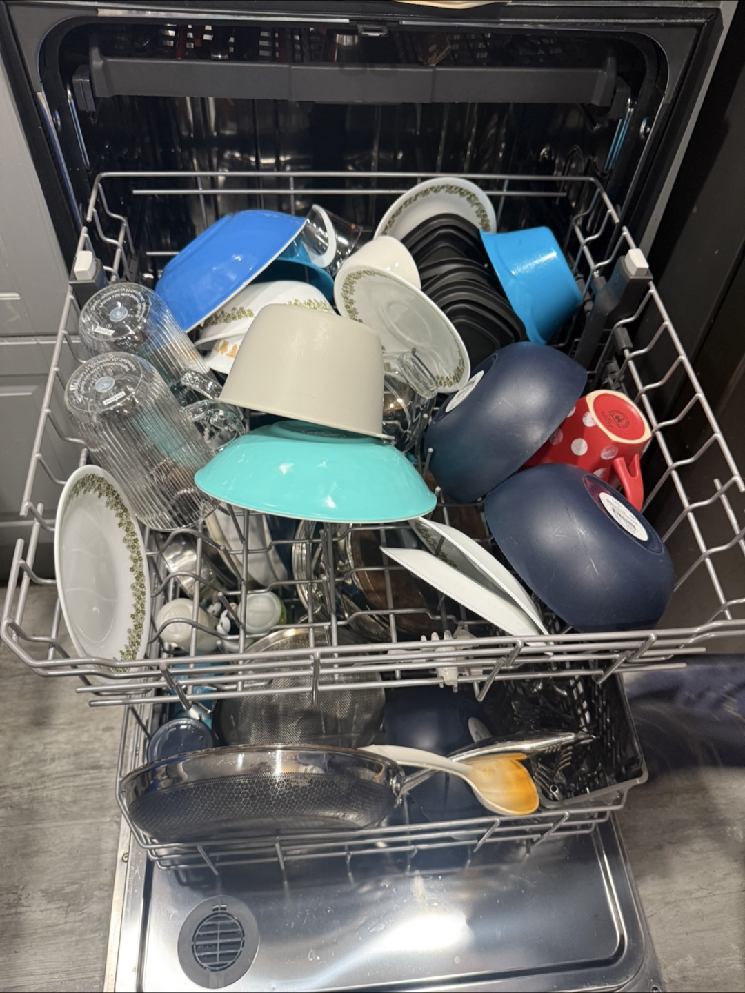 Whirlpool Dishwasher - Used - photo 5
