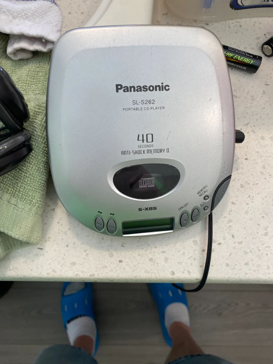 Panasonic SL-S262 Portable CD Player thumbnail