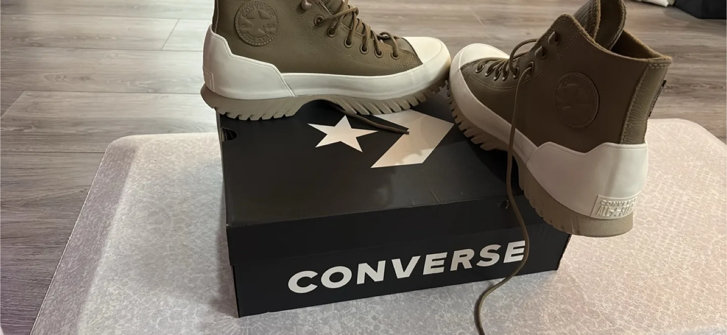 Converse Chuck Taylor All Terrain Boot thumbnail