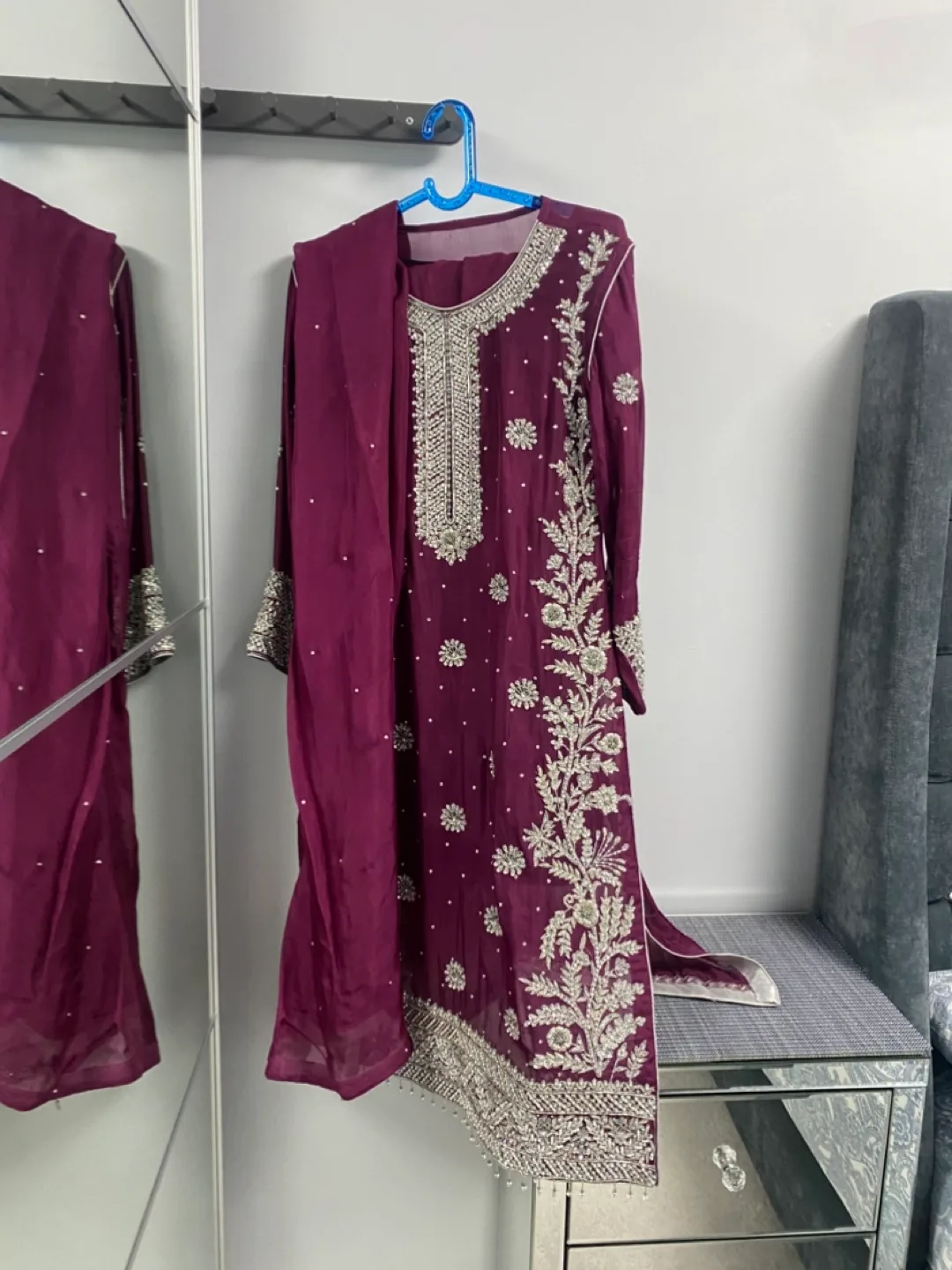 Burgundy Shalwar Kameez thumbnail