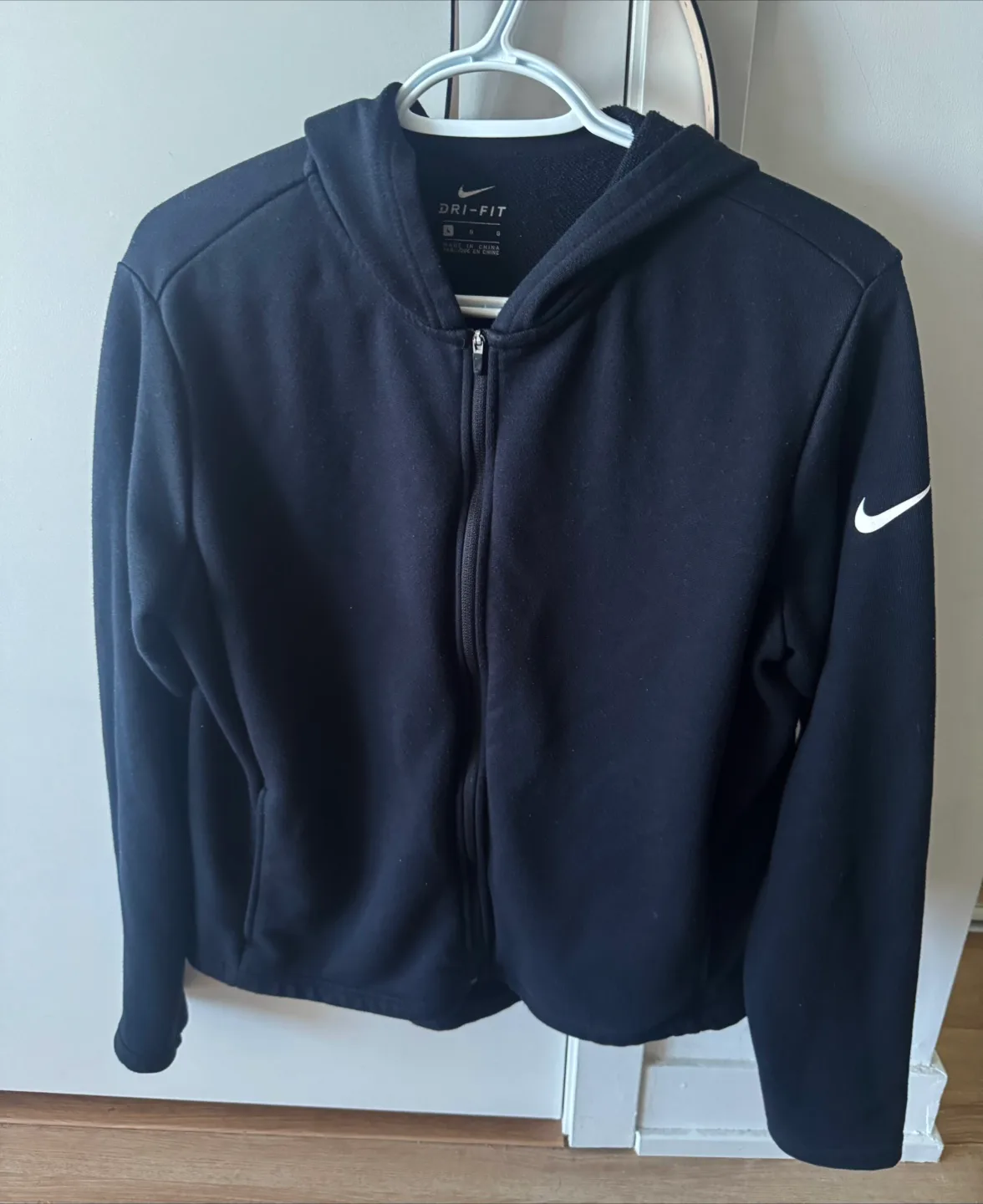 Moving sale✨Nike Dri-FIT Black Hoodie - Size s thumbnail