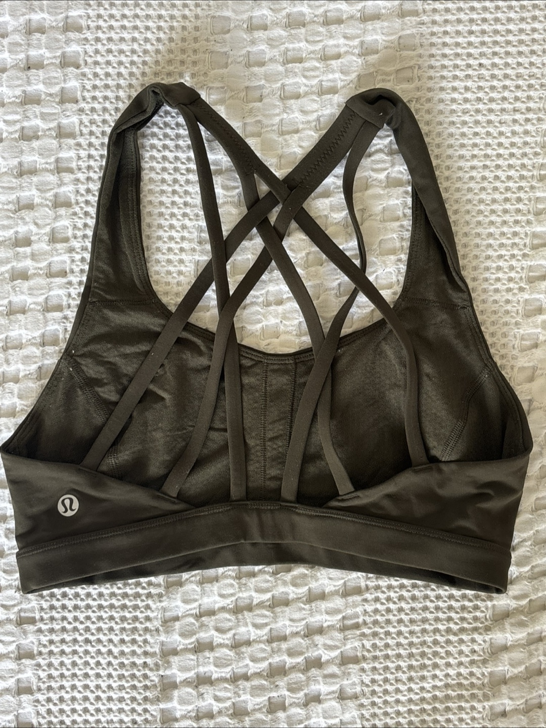 Lululemon Free to Be Serene Bra, Size 6 - photo 2
