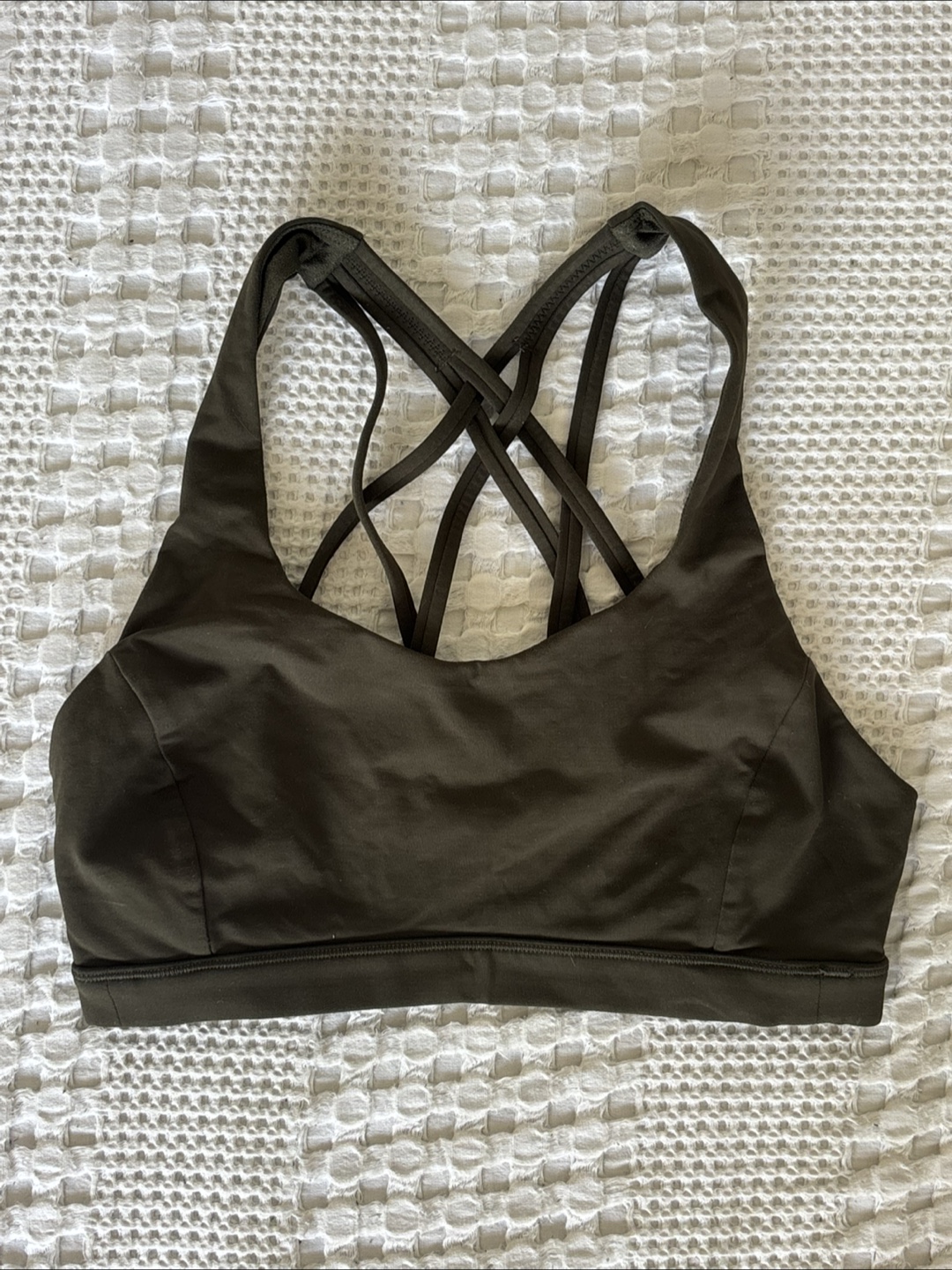 Lululemon Free to Be Serene Bra, Size 6