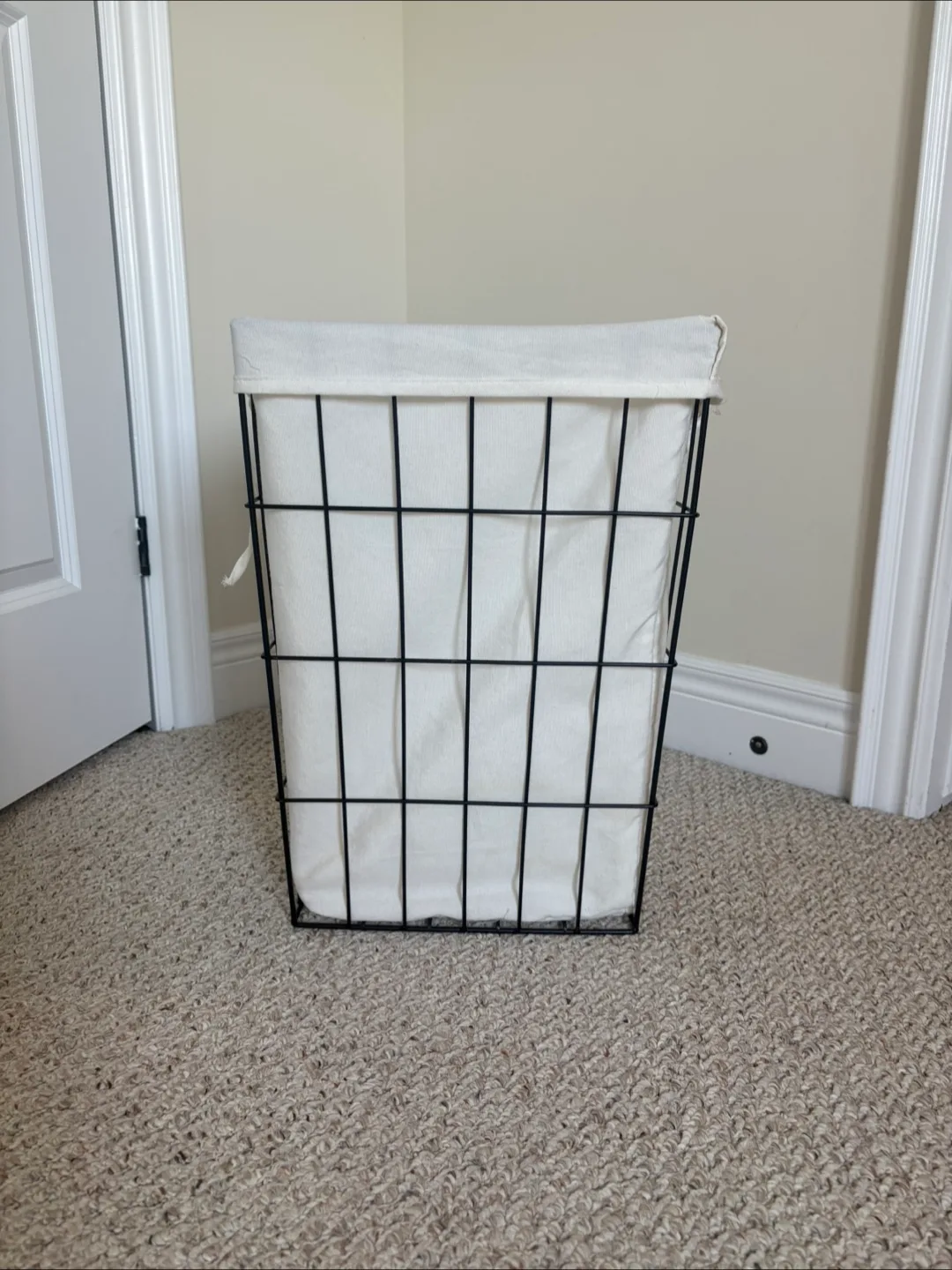Laundry Basket - Black Wire Frame, White Liner thumbnail