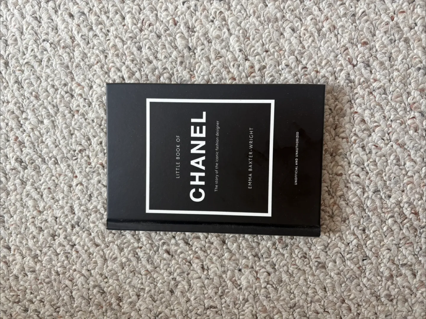 Little Book of Chanel by Emma Baxter-Wright thumbnail