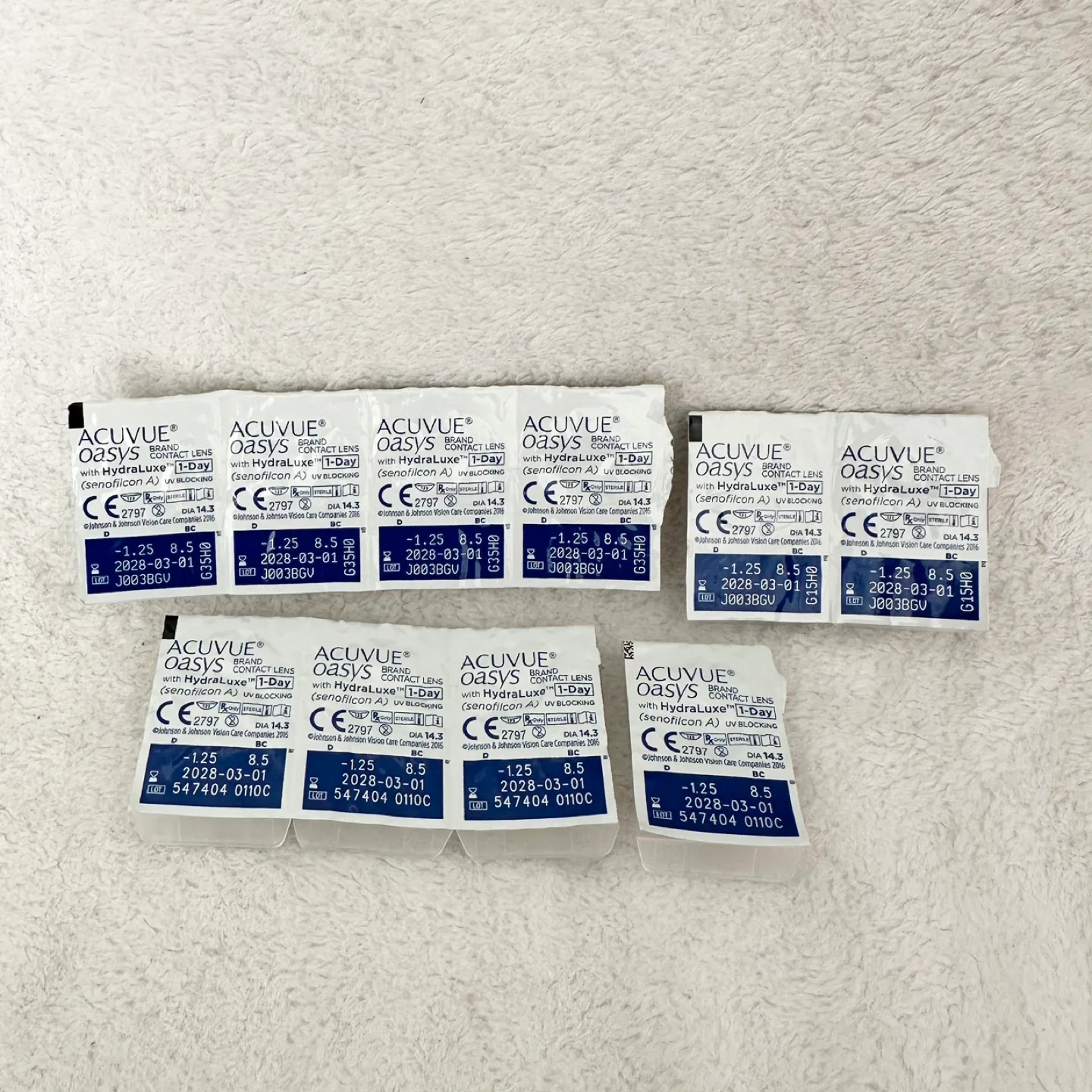 Acuvue Oasys -1.25 Contact Lenses bi-weekly & one-day 20 lenses image indicator(4)