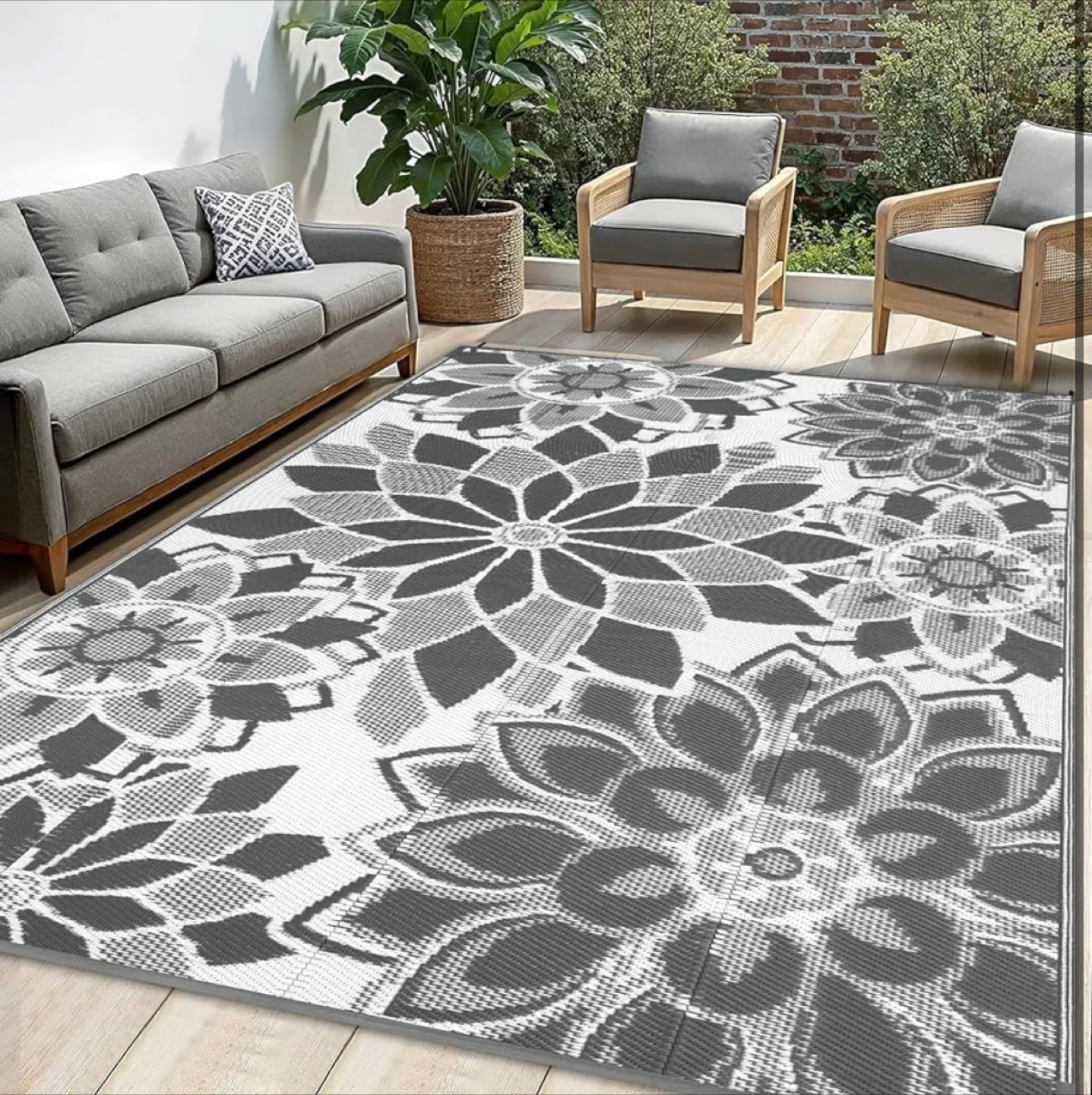 6ft x 9ft Reversible Outdoor Rug - Grey & White thumbnail