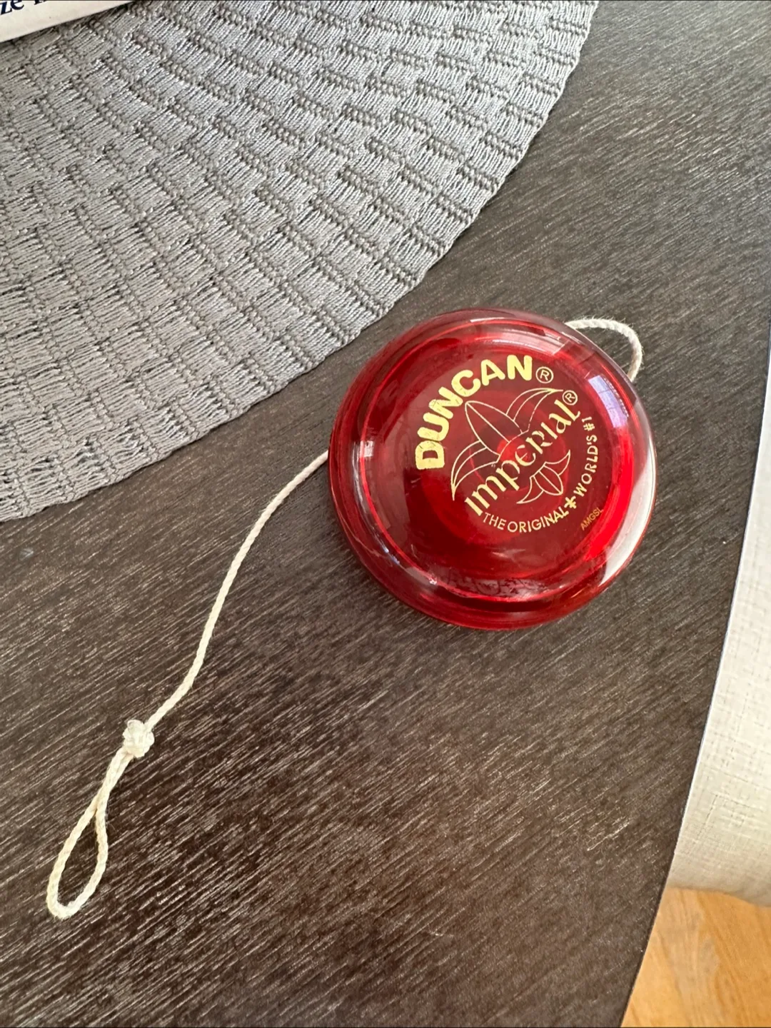 Red Yo-Yo #freecycle thumbnail