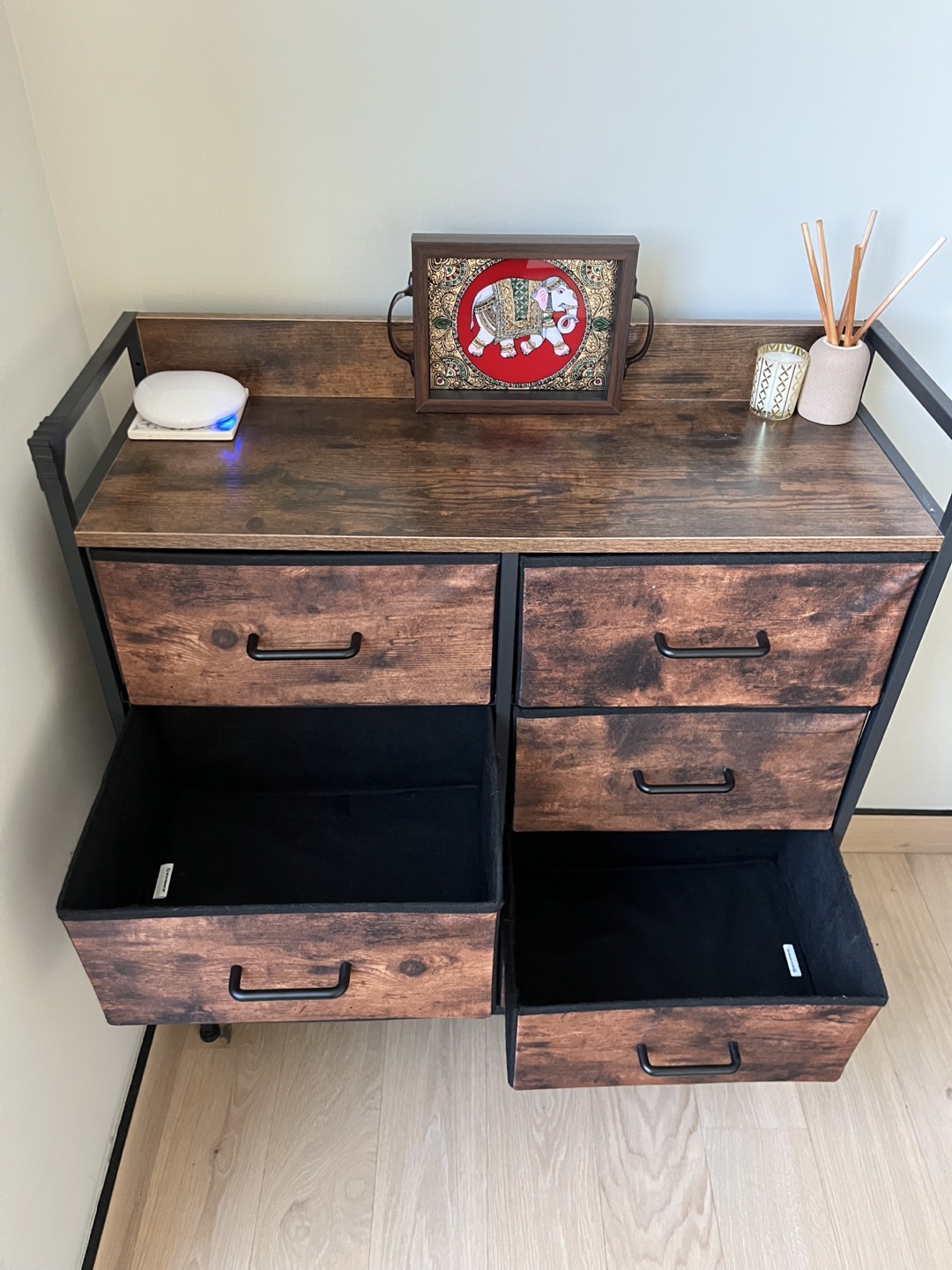 Rustic Wood Grain 8-Drawer Tower Dresser - photo 3