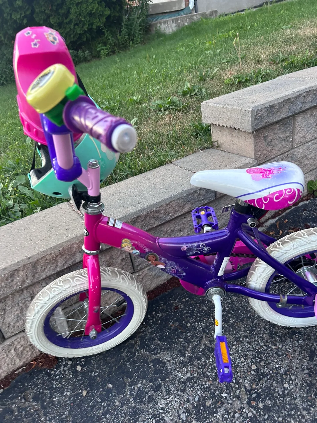 Kids girl bike 12’’ thumbnail