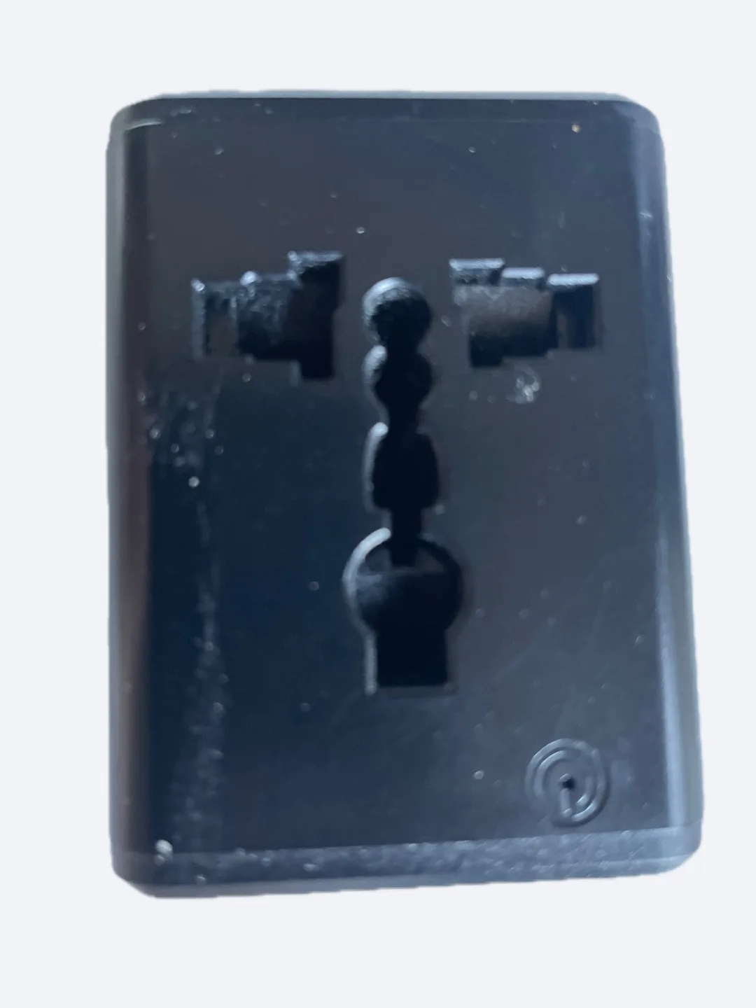 Oshtraco GO Travel Adapter image indicator(5)