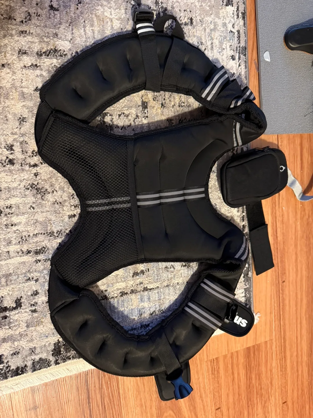 Zelus Weighted Vest - Great Condition! image indicator(3)