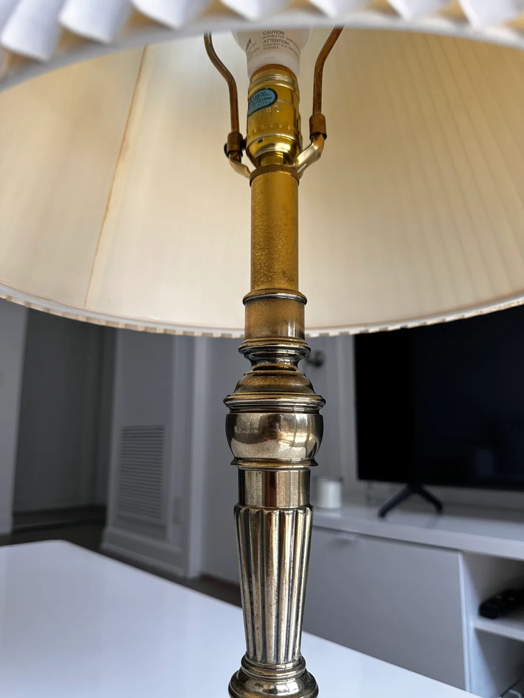 Vintage Style Table Lamp with Pleated Shade image indicator(6)