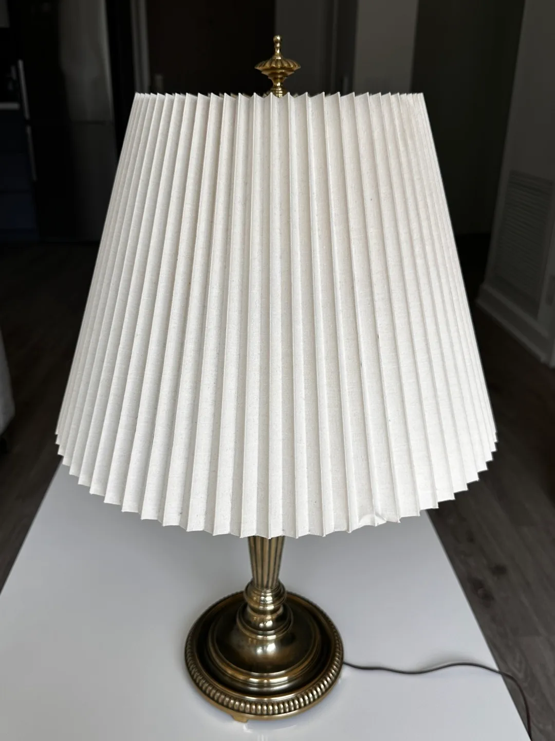 Vintage Style Table Lamp with Pleated Shade image indicator(8)