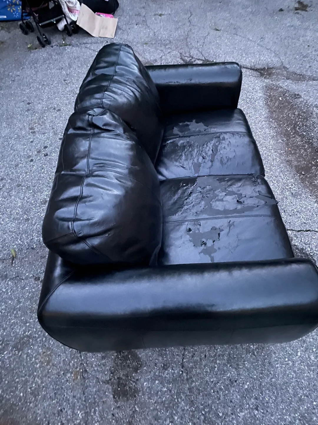 Black Leather Sofa image indicator(3)