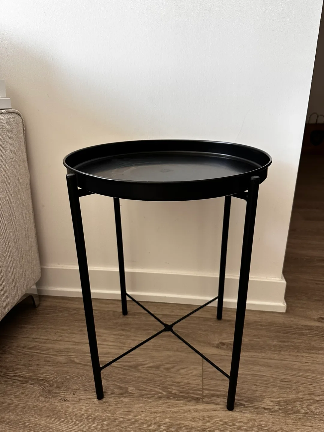 Gladom Tray Table - Black image indicator(2)