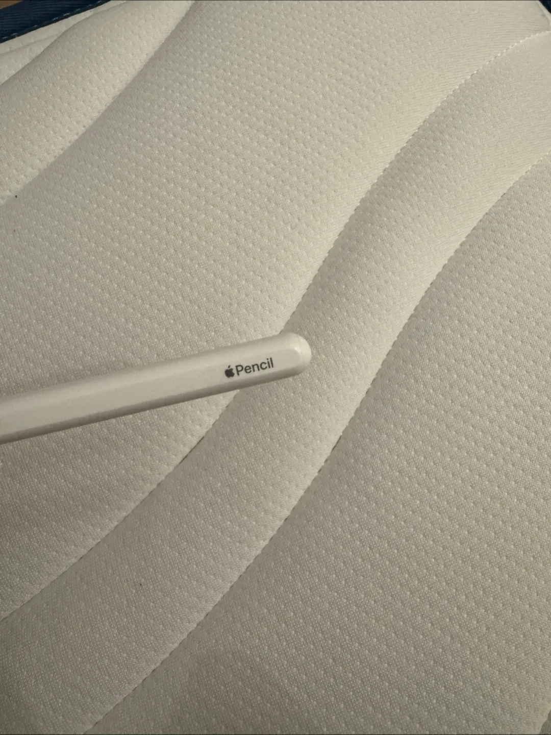 Apple Pencil 2 generation thumbnail