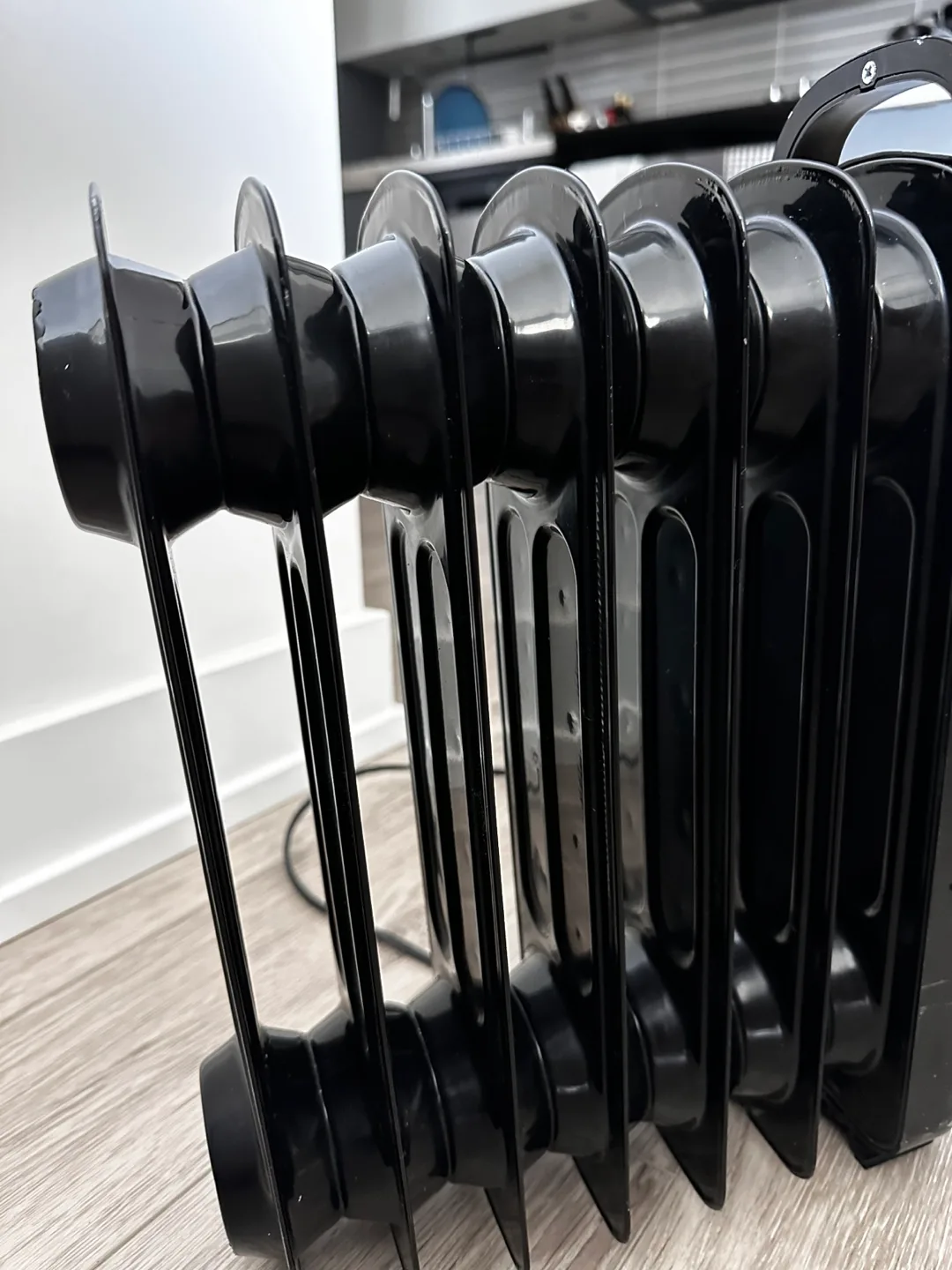 Westinghouse Black Oil Filled Radiator image indicator(6)