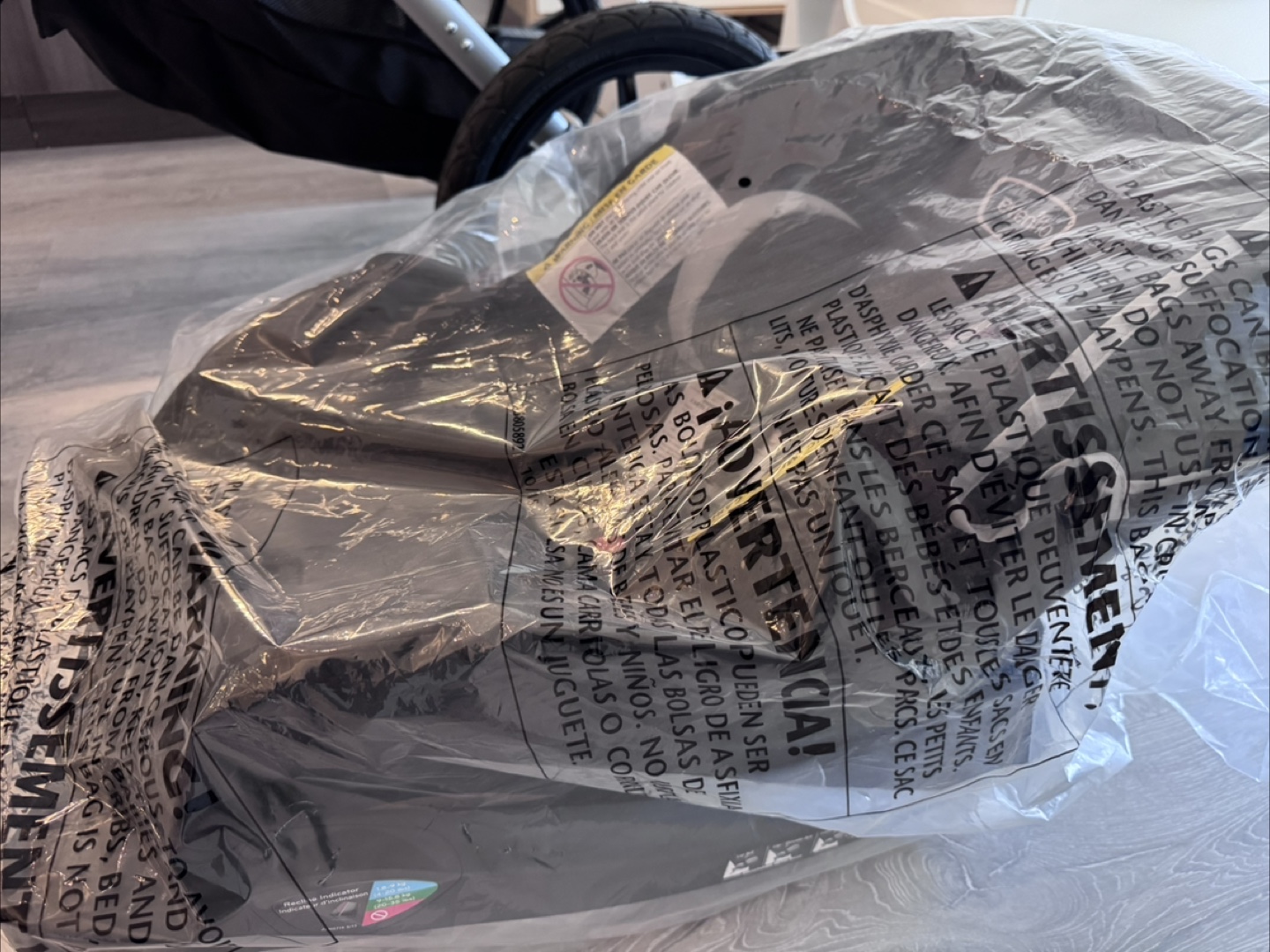 Evenflo Infant Car Seat (Litemax)- New in Bag - photo 3