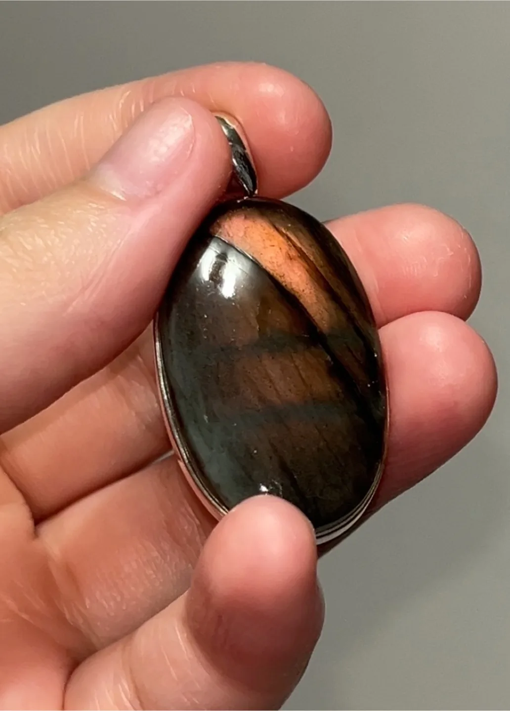 Real Sterling Silver & Labradorite Pendant image indicator(6)